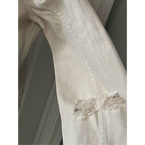 Abercrombie & Fitch light pink ladies destroyed denim jacket - Picture 6 of 11